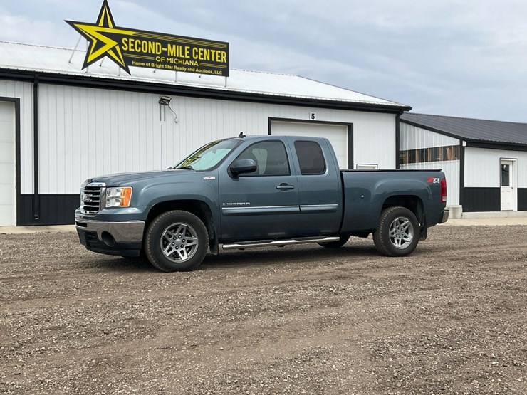 2009-gmc-sierra-1500-image-1