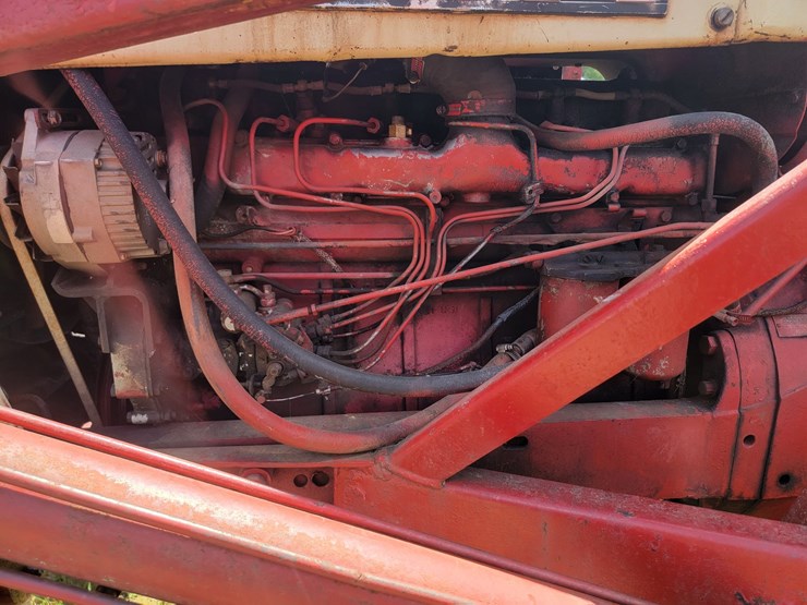 case-ih-farmall-706-image-6