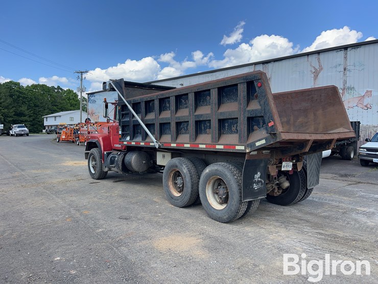 1992-mack-rb690s-image-7