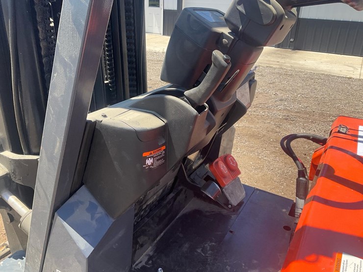 #1376-•-2005-toyota-fbcu30-electric-forklift-image-15