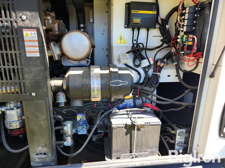 2018-generac-mmg251f4-22kw-portable-generator-image-19