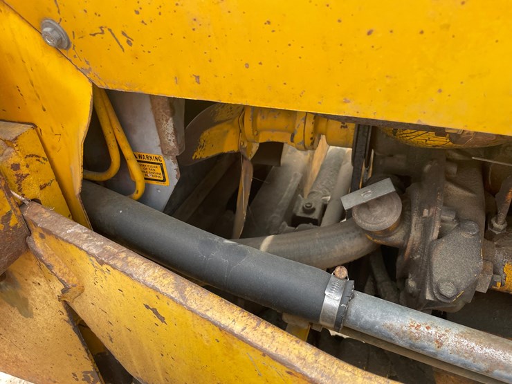 #302-•-liftmaster-rough-terrain-forklift-(boyceville-wi)-image-27