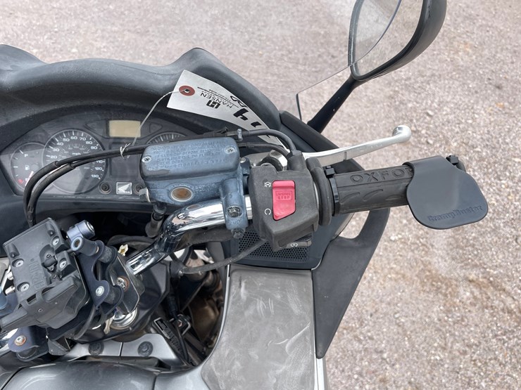 #214-•-2010-honda-touring-(has-a-nm-title)-image-21