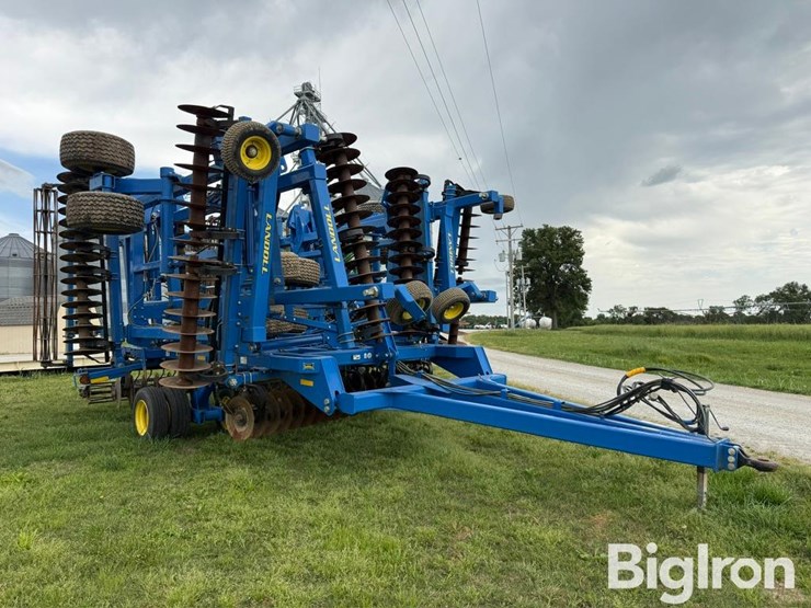 2017-landoll-7450-49-image-3