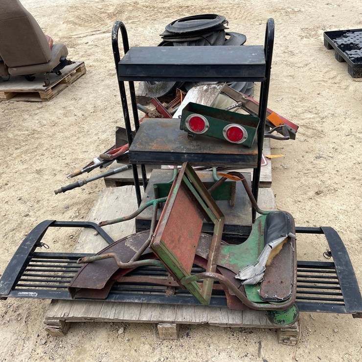JOHN DEERE A