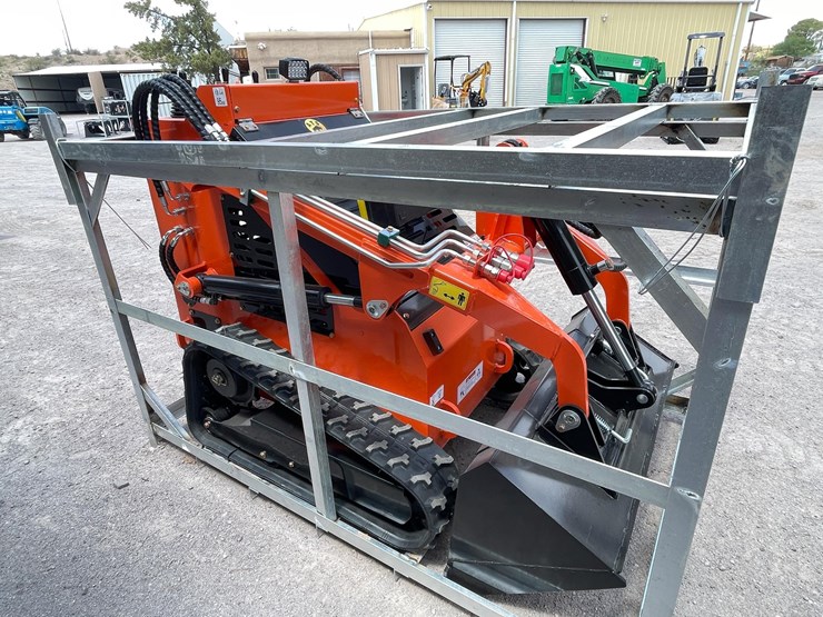 #2700-•-unused-2026-mini-skid-steer-loader-image-3