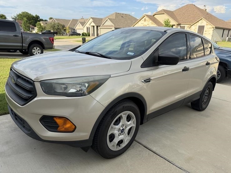 2018-ford-escape-image-3
