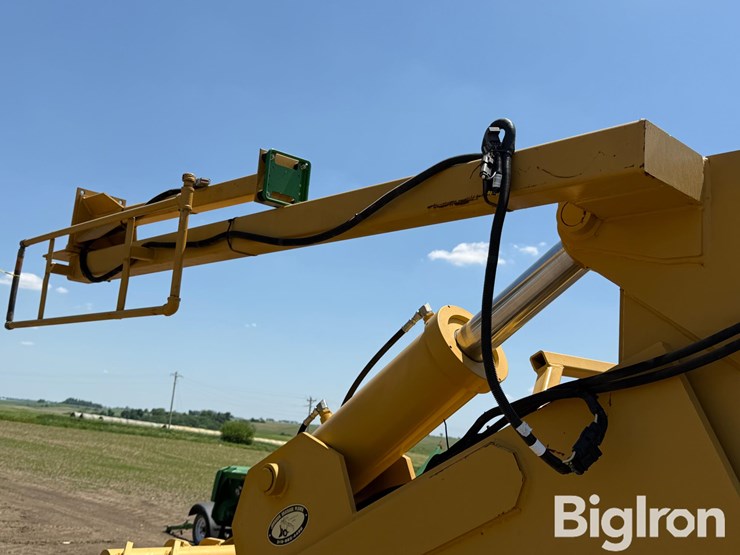 johnson-6'-pull-type-drainage-tile-plow-w/john-deere-igrade-image-17