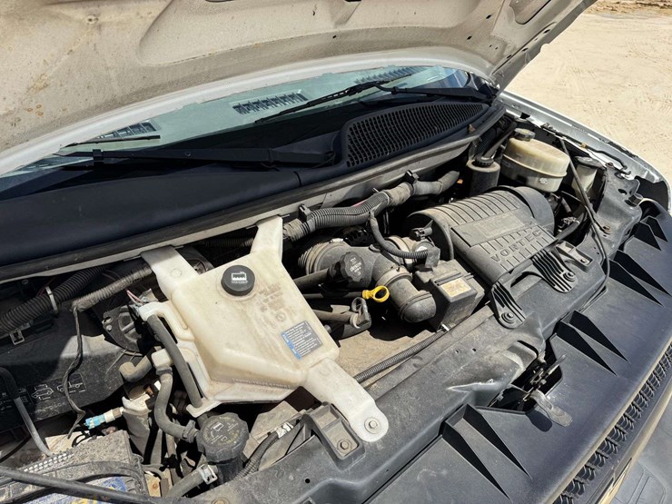 2014-chevrolet-express-g2500-image-21