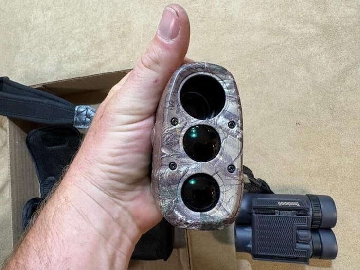 range-finder-&-binoculars-image-6