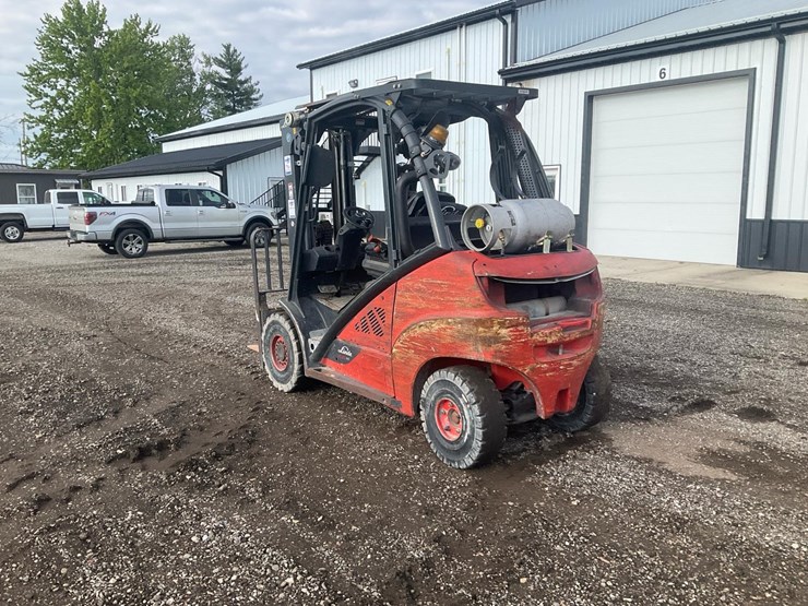 #1351-•-2015-linde-h35-evo-forklift-image-5