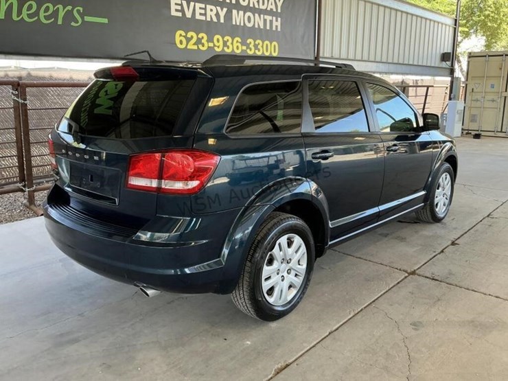 2015-dodge-journey-image-7