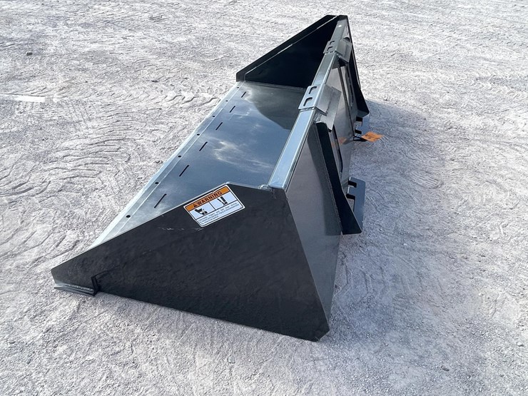 #2774-•-unused-2026-wolverine-skid-steer-track-duty-bucket-attachments-image-9
