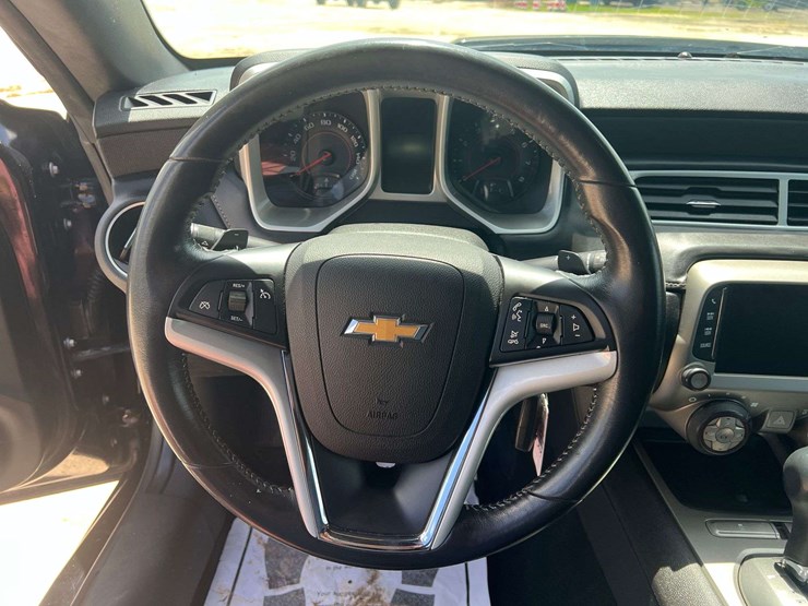 2013-chevrolet-camaro-2-door-coupe-(98,540-miles)-image-12