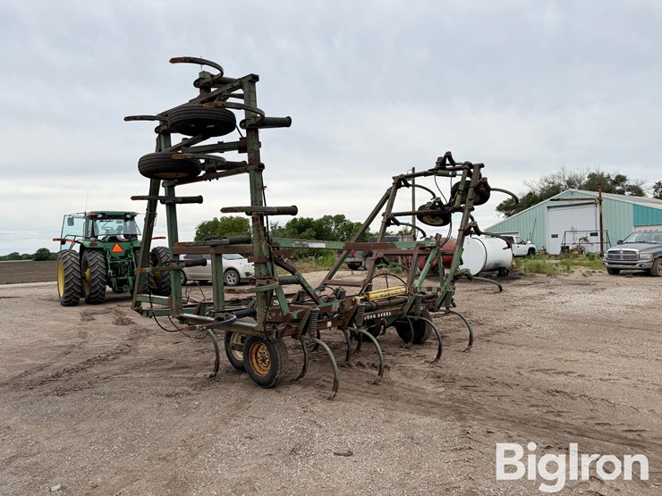 john-deere-1610-image-7