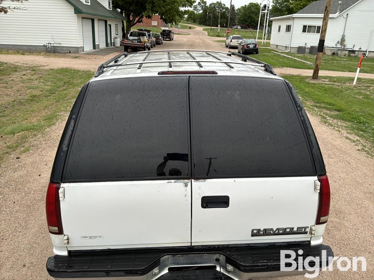 1996-chevrolet-tahoe-image-16