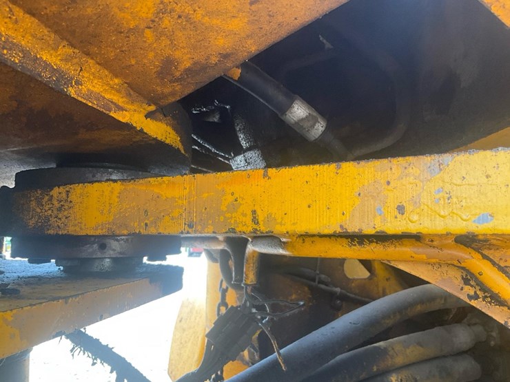 1980-john-deere-644-image-21
