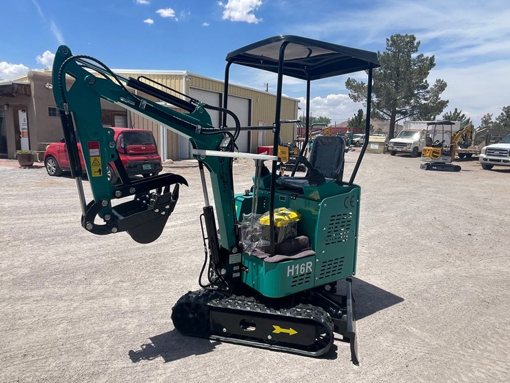 #2656-•-unused-cfg-mini-excavator-image-1