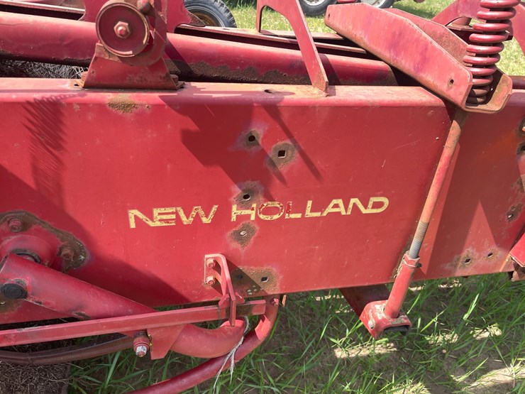 new-holland-273-image-10