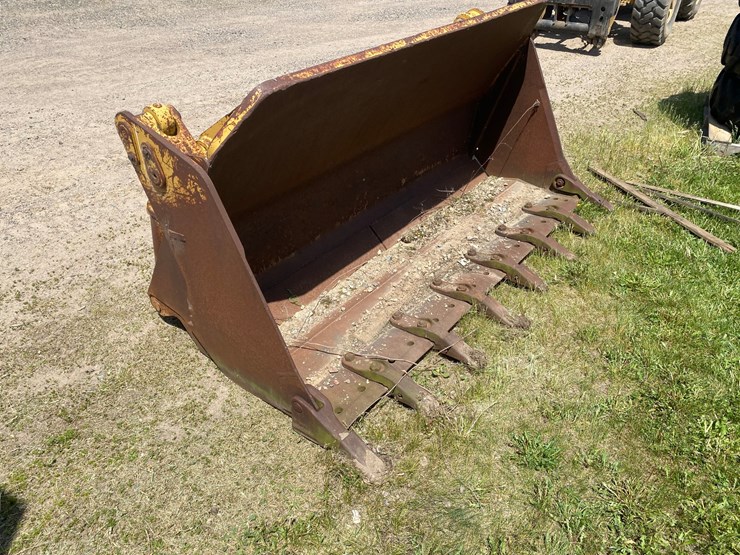 #7075-•-88"-4-in-1-loader-backhoe-bucket-(deerbrook,-wi)-image-4