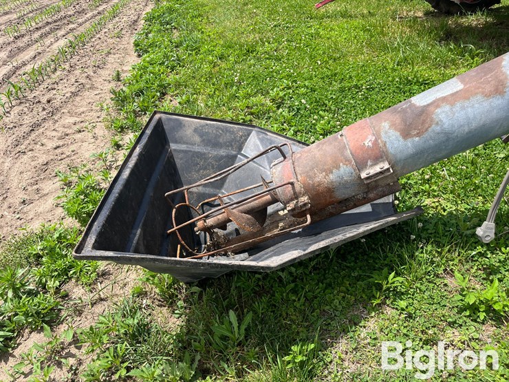 hutchinson-10"-portable-grain-auger-image-14