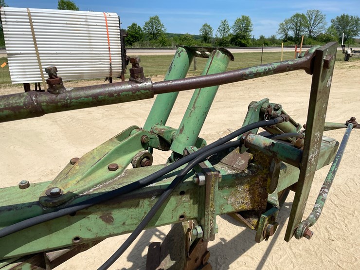 john-deere-2500-image-19