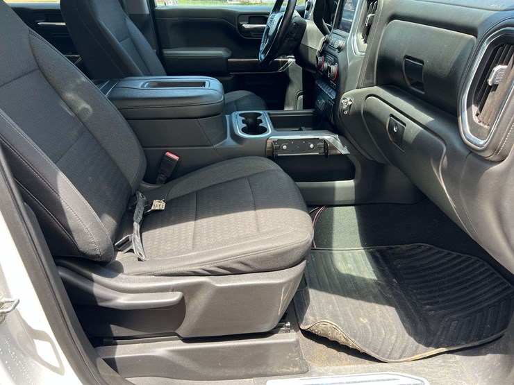 2021-chevrolet-silverado-1500-image-35