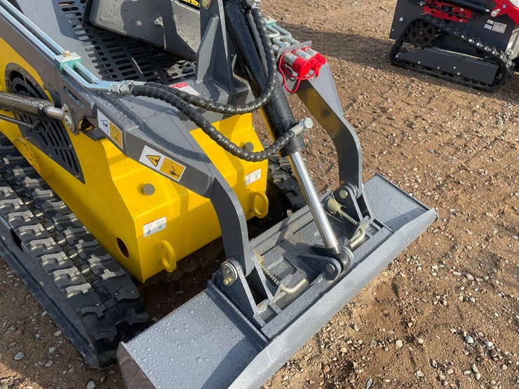 #2011-•-unused-2026-ats-power-mini-skid-steer-loader-image-6
