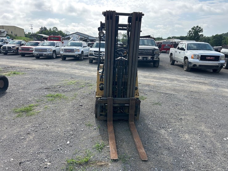 caterpillar-gc15-image-3