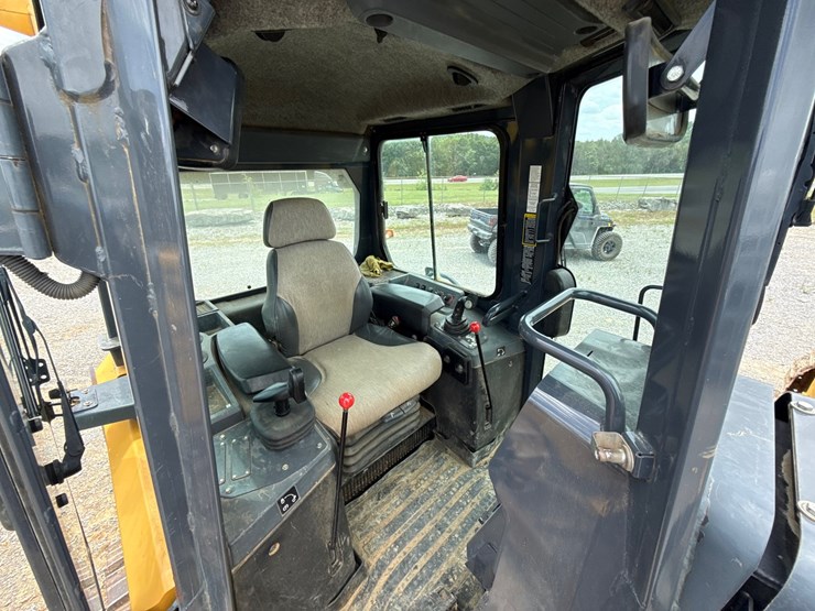 deere-650k-xlt-image-14