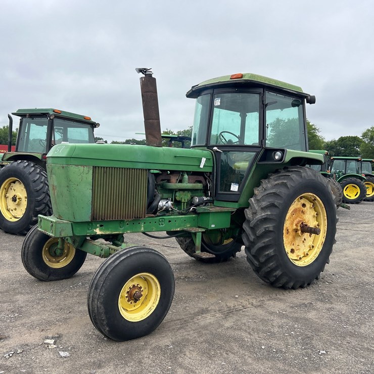 JOHN DEERE 4430