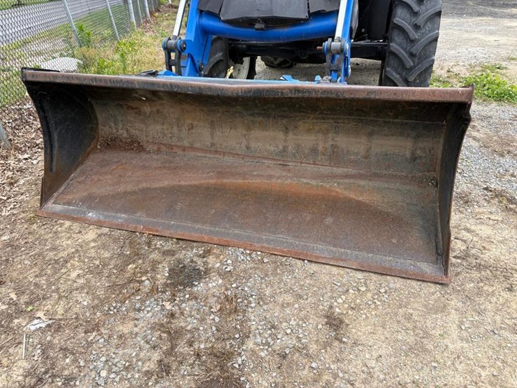 new-holland-t6050-image-5