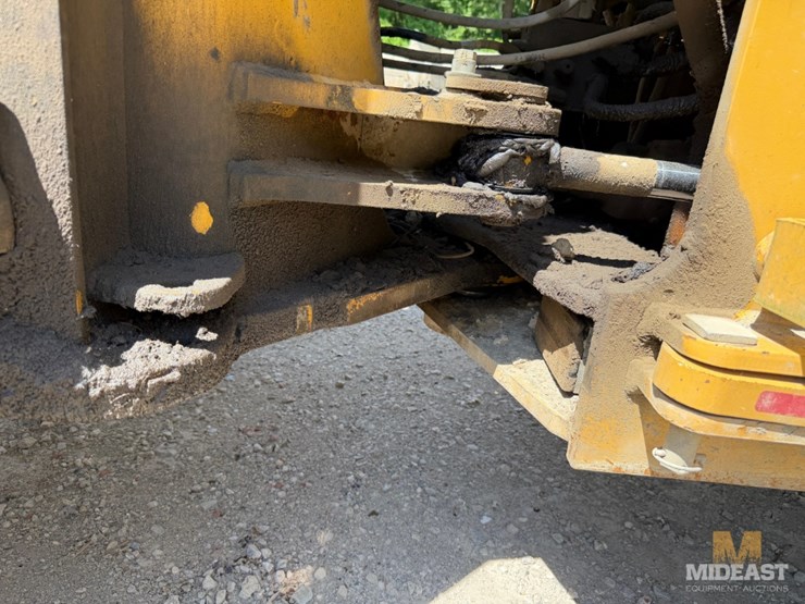 deere-724k-image-16