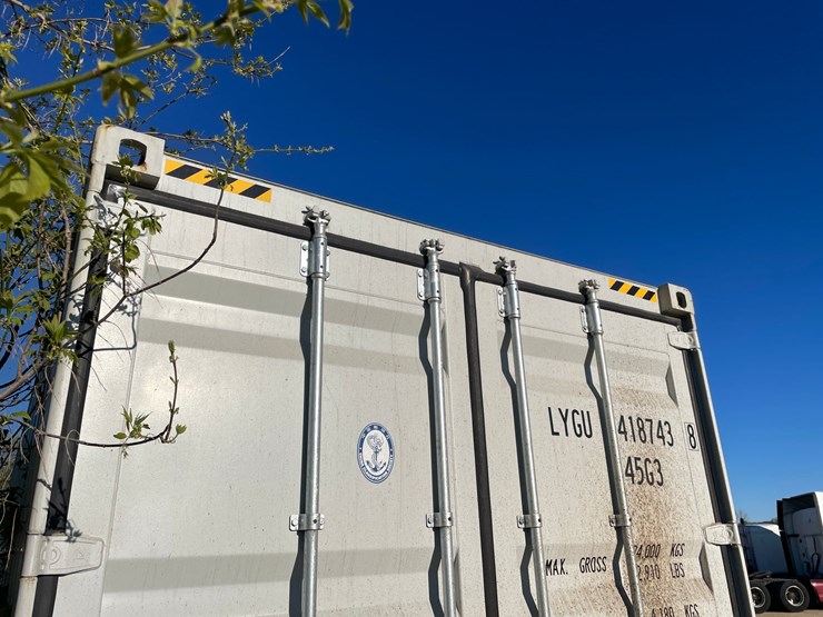 #1000-•-40'-high-cube-multi-door-single-use-shipping-container-image-10