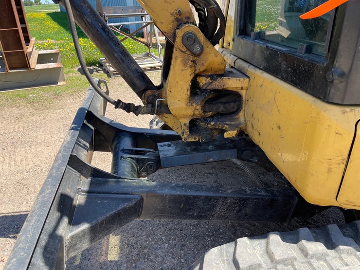 caterpillar-303.5e2-cr-image-20