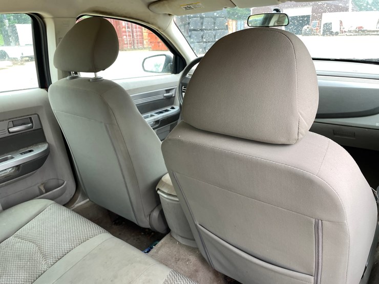#206-•-2008-chrysler-sebring-(has-wi-title)-image-74