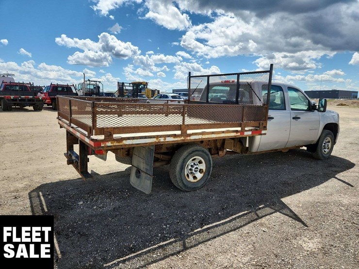 2009-gmc-sierra-3500hd-image-4