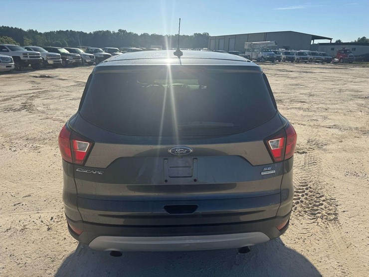 2019-ford-escape-image-6