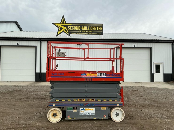 #1303-•-2007-skyjack-sj4632-scissor-lift-image-2