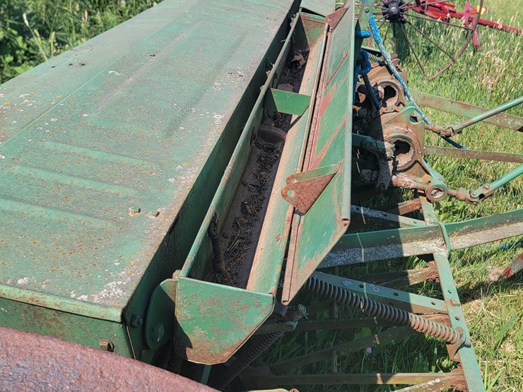 10-john-deere-10-image-21