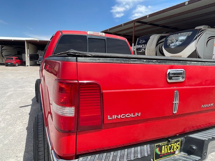#220-•-2006-lincoln-mark-lt-pickup-truck-(has-a-nm-title)-image-26