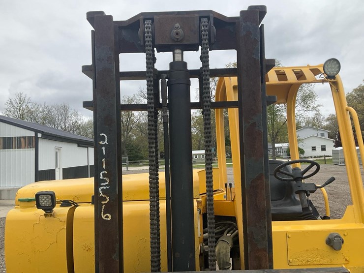 #1353-•-2020-sellick-stm-55k4-forklift-image-21