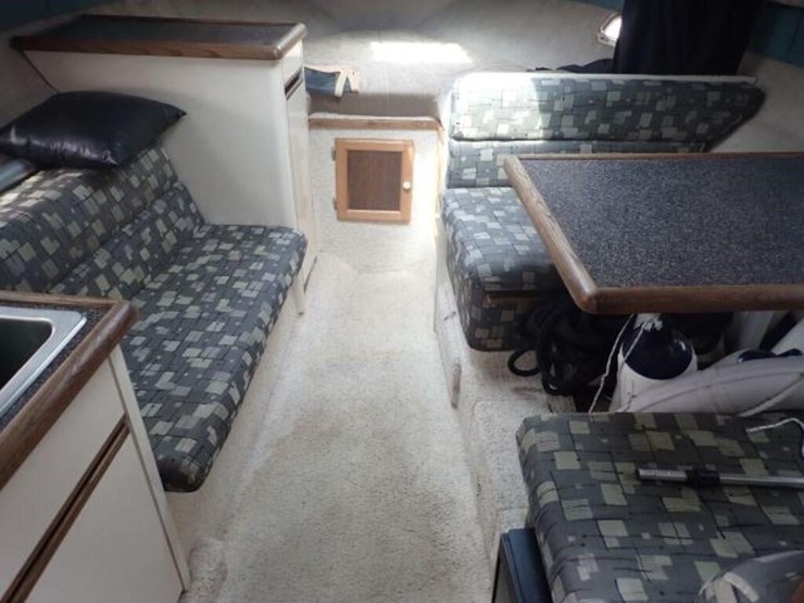 1989-bayliner-ciera-2650-26-ft-cabin-cruiser-bp1a6-image-41