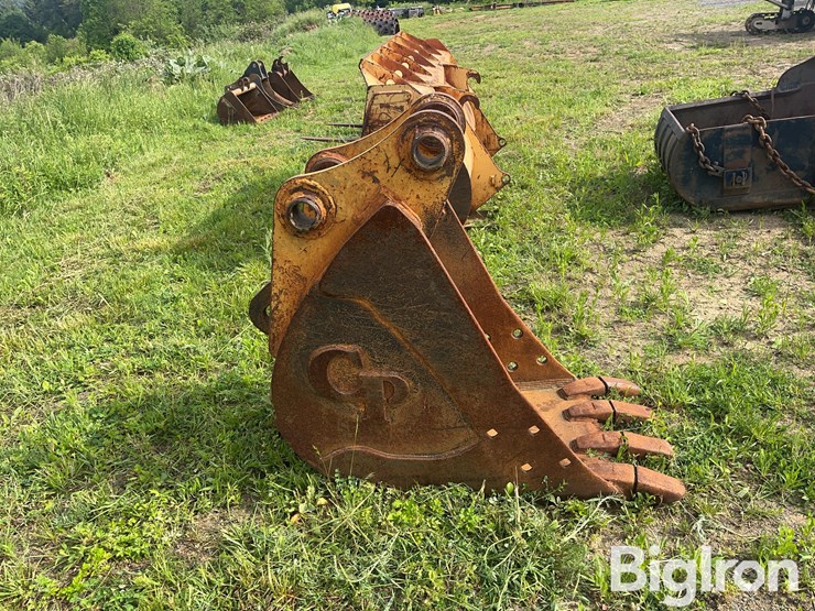 c&p-def-24”-excavator-bucket-image-4