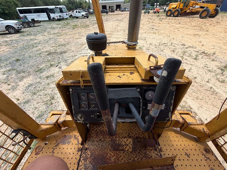 caterpillar-d3c-image-27