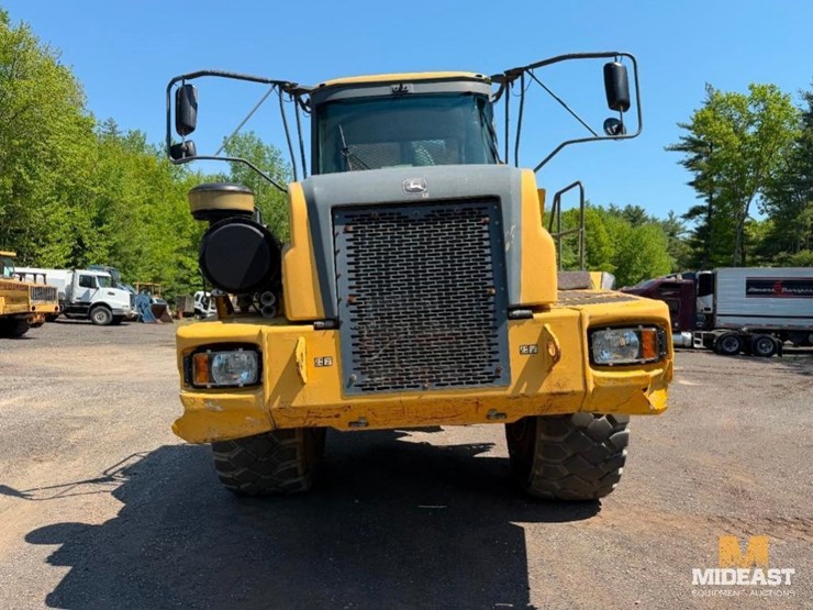 deere-400d-image-8