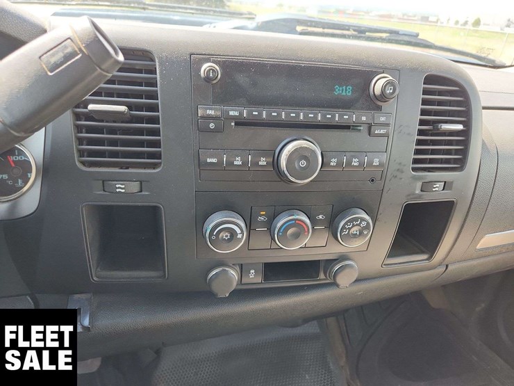 2012-gmc-sierra-3500hd-image-35