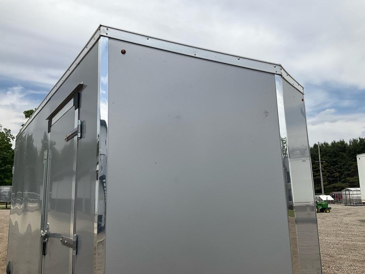 2024-haulin-31'-x-102"-image-40