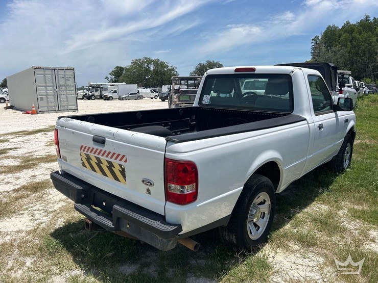 2011-ford-ranger-image-3