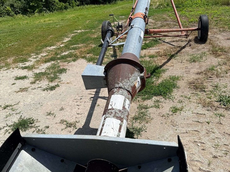 mayrath-truck-auger-8"x31'-extended-hitch-(used-10-years-ago-worked-good)-image-4